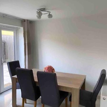3 Stories, 5 Bedroom House In Prime Location With Balcony And Shared Garden Liverpool Exterior photo